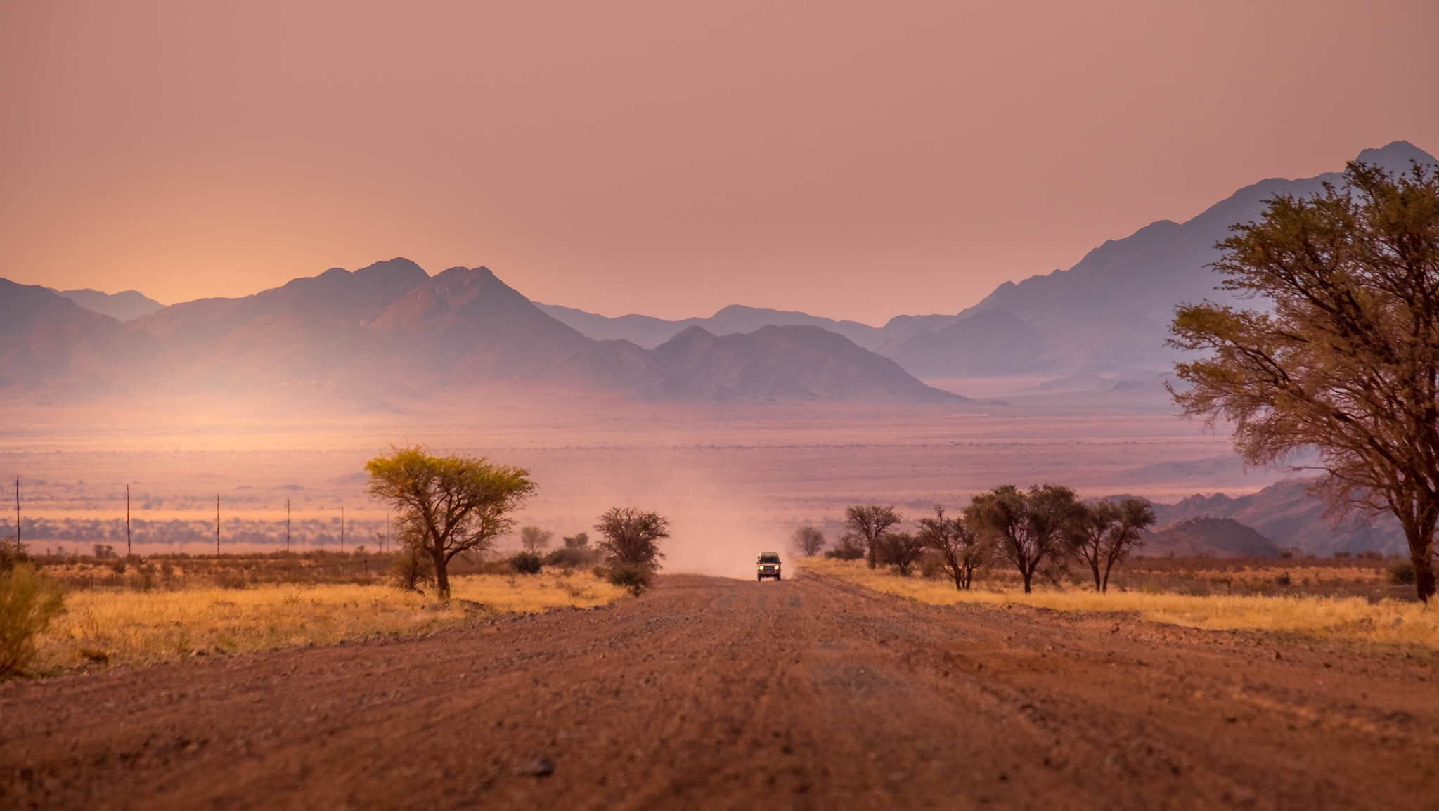 Land Rover in Namib Desert